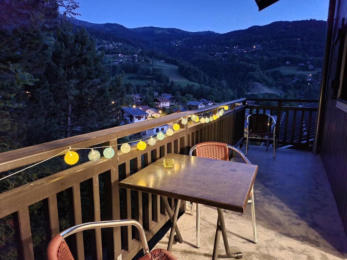 Appartement Dans Chalet Avec Piscine Couverte Saint-Gervais-les-Bains Exterior photo